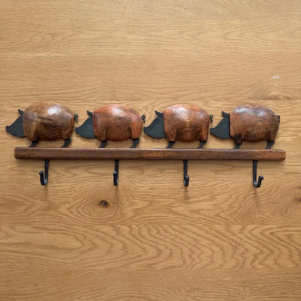 Vintage‎ Wooden Pig Wall Hook Rack Carved Wood Rustic Farmhouse Decor 4 Hooks